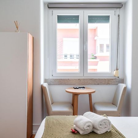 Cozy Avenida Guesthouse Lisboa Extérieur photo