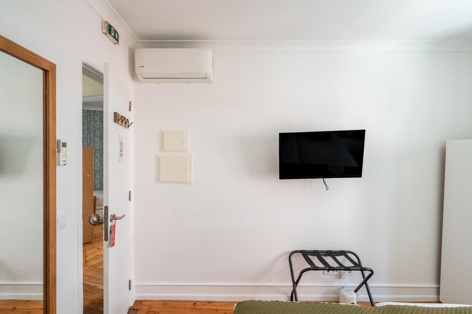 Cozy Avenida Guesthouse Lisboa Extérieur photo