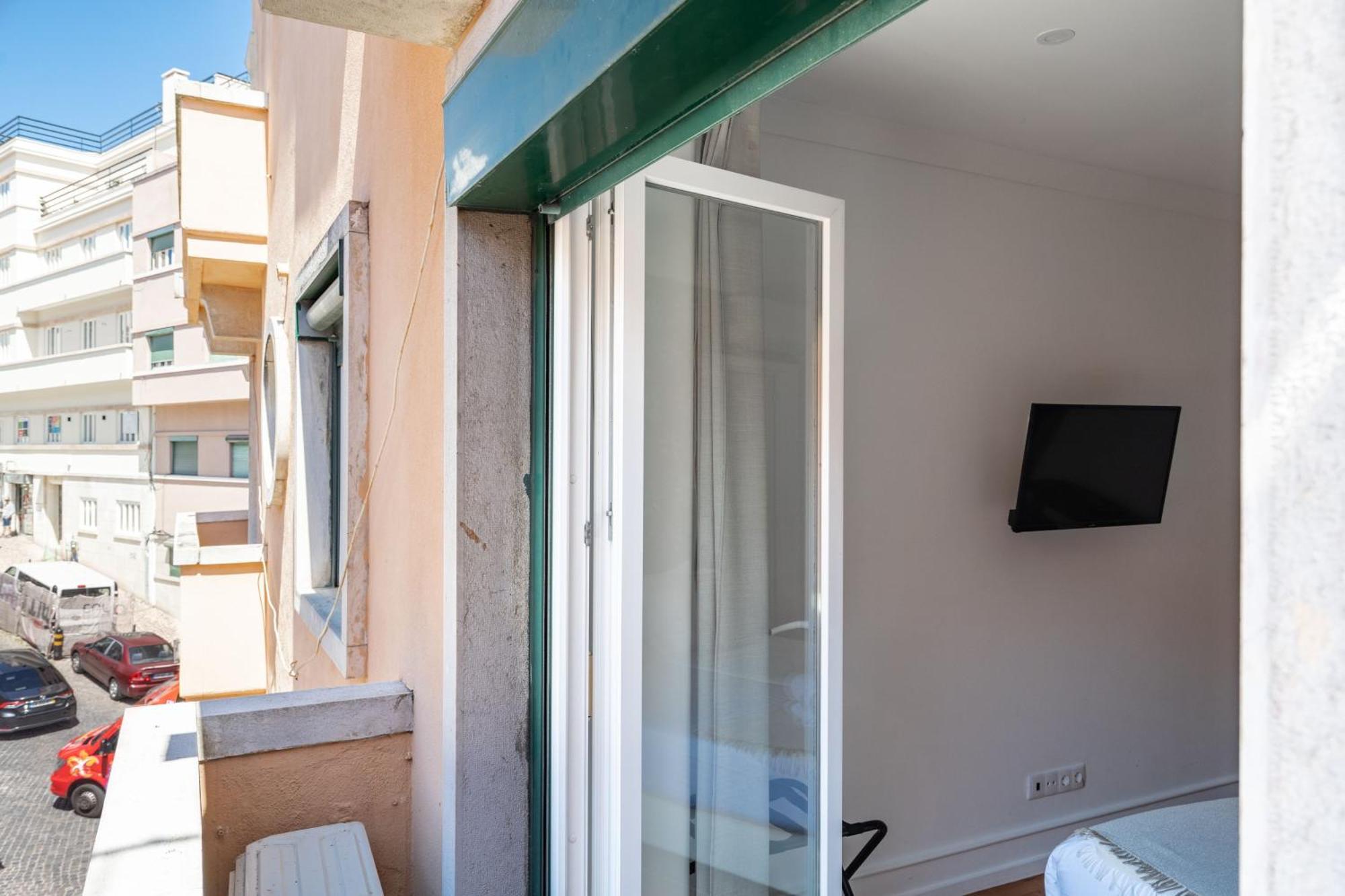 Cozy Avenida Guesthouse Lisboa Extérieur photo