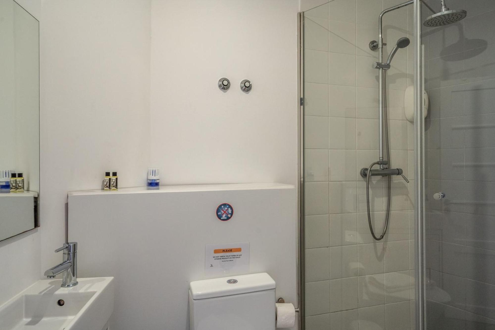 Cozy Avenida Guesthouse Lisboa Extérieur photo