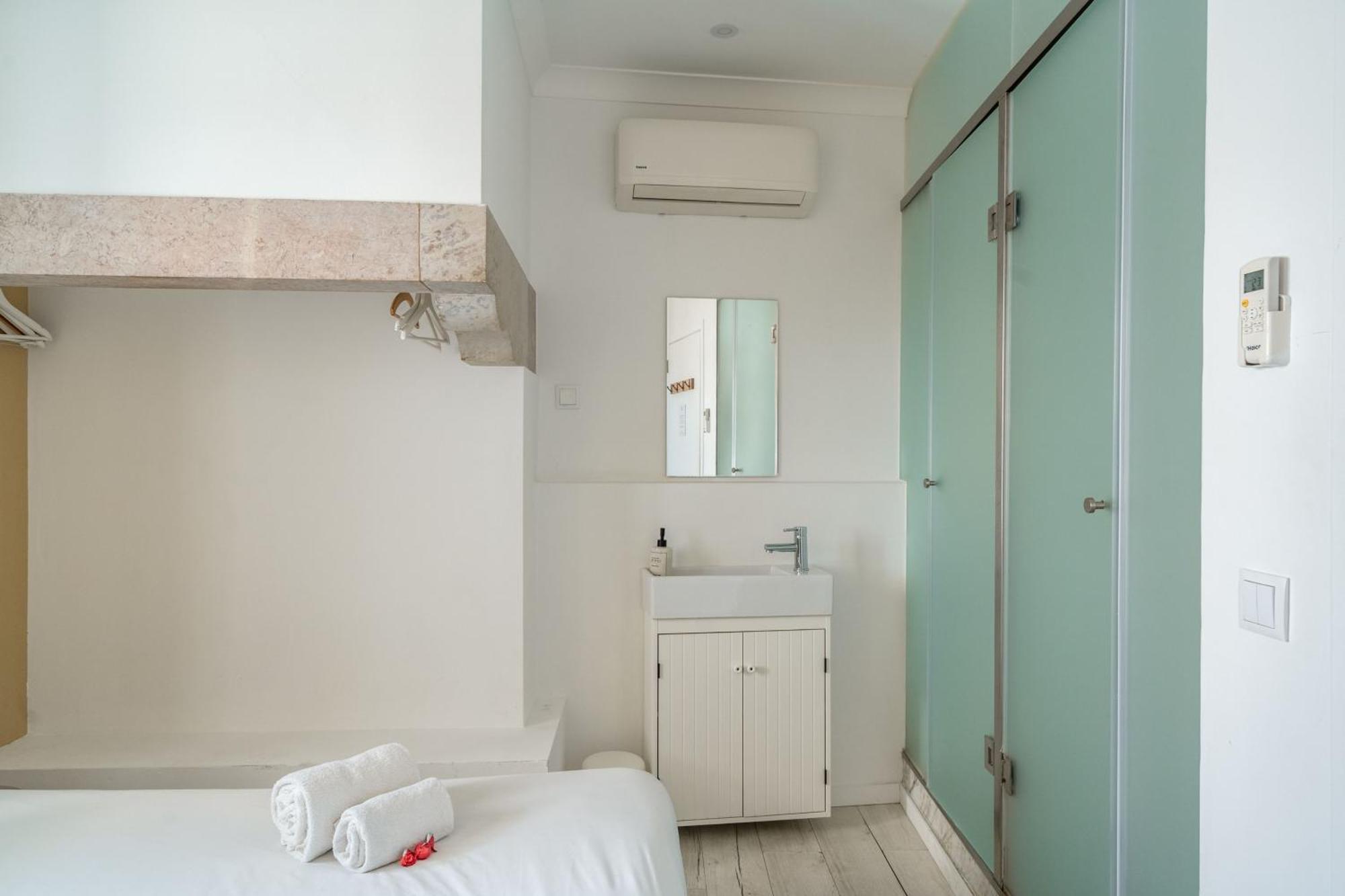 Cozy Avenida Guesthouse Lisboa Extérieur photo